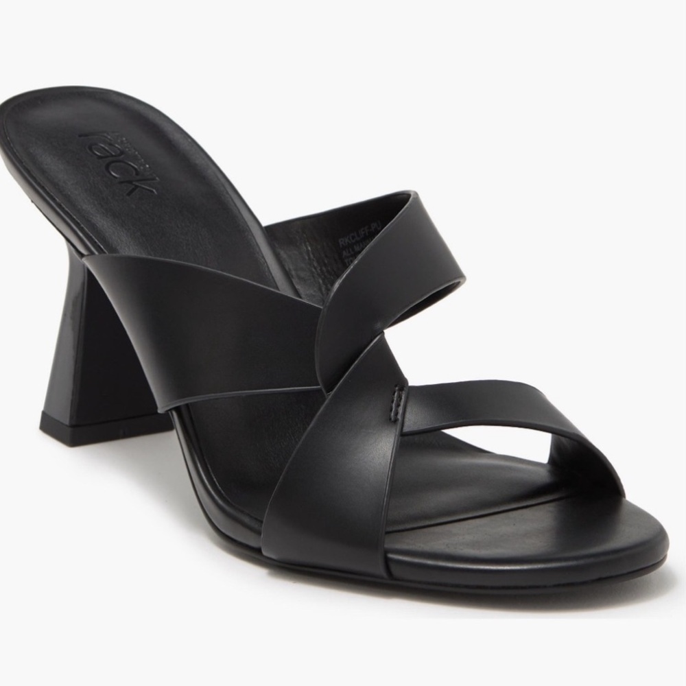 🆕Chic Black Cross-Strap Heels